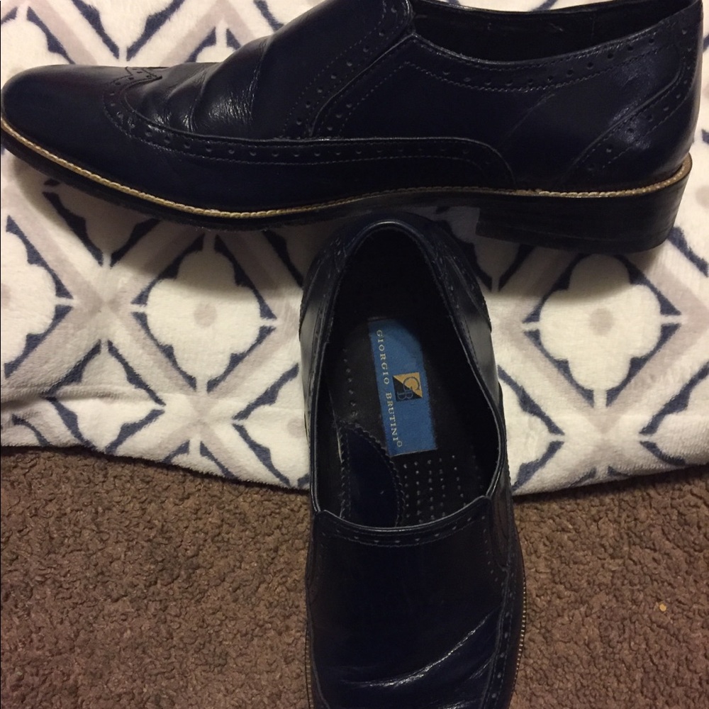 Men’s Navy Blue Dress Shoes